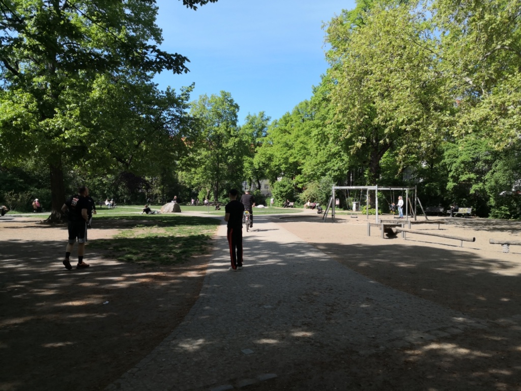 WG-Zimmer Friedrichshain Dossestraße - TravePlatz direkt um die Ecke