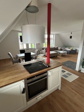 Anzeigenbild: 3 Zimmer Wohnung (910€ warm)