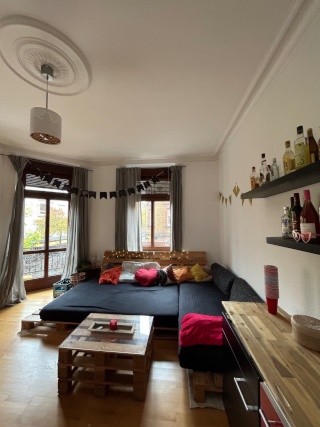 Anzeigenbild: Helles  Zimmer in 3er-WG mit großem Wohnzimmer, Neckarstadt