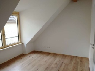 Anzeigenbild: Schönes WG-Zimmer in ausgebauter Scheune (Zi 1)