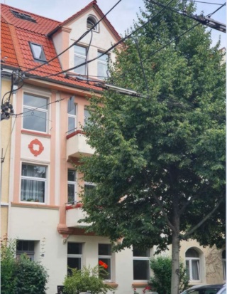 Anzeigenbild: Charmante 2-Zimmer-Dachgeschosswohnung mit Wintergarten und traumhaftem Ausblick über Halberstadt!