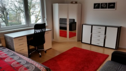 Anzeigenbild: Ab 1.April 2026: 2 Voll Möblierte WG Zimmer, super Lage, Nähe DHBW, Waschmaschine, WLAN und Heizung usw., Spülmaschine vorhanden