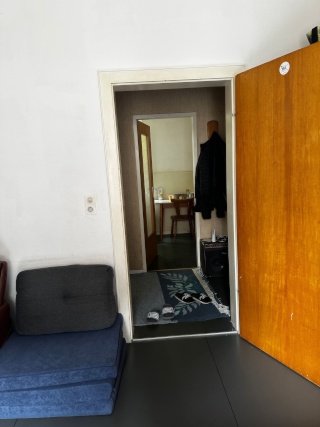 Anzeigenbild: Full furnished 1-Bedroom Apartment for Rent only for June / Komplett möblierte 1-Zimmer-Wohnung nur für Juni zu vermieten