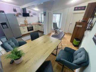 Anzeigenbild: WG-Zimmer mit Balkon über den Dächern von Schwerin