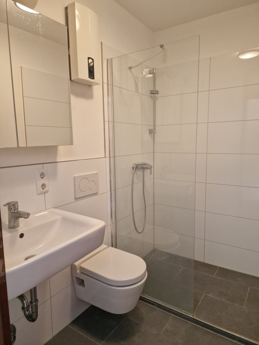 Einzimmerwohnung Bad Cannstatt an der Stadtbahnhaltestelle – Namurstraße, 70374 Stuttgart Bad Cannstatt – Vorschaubild 2
