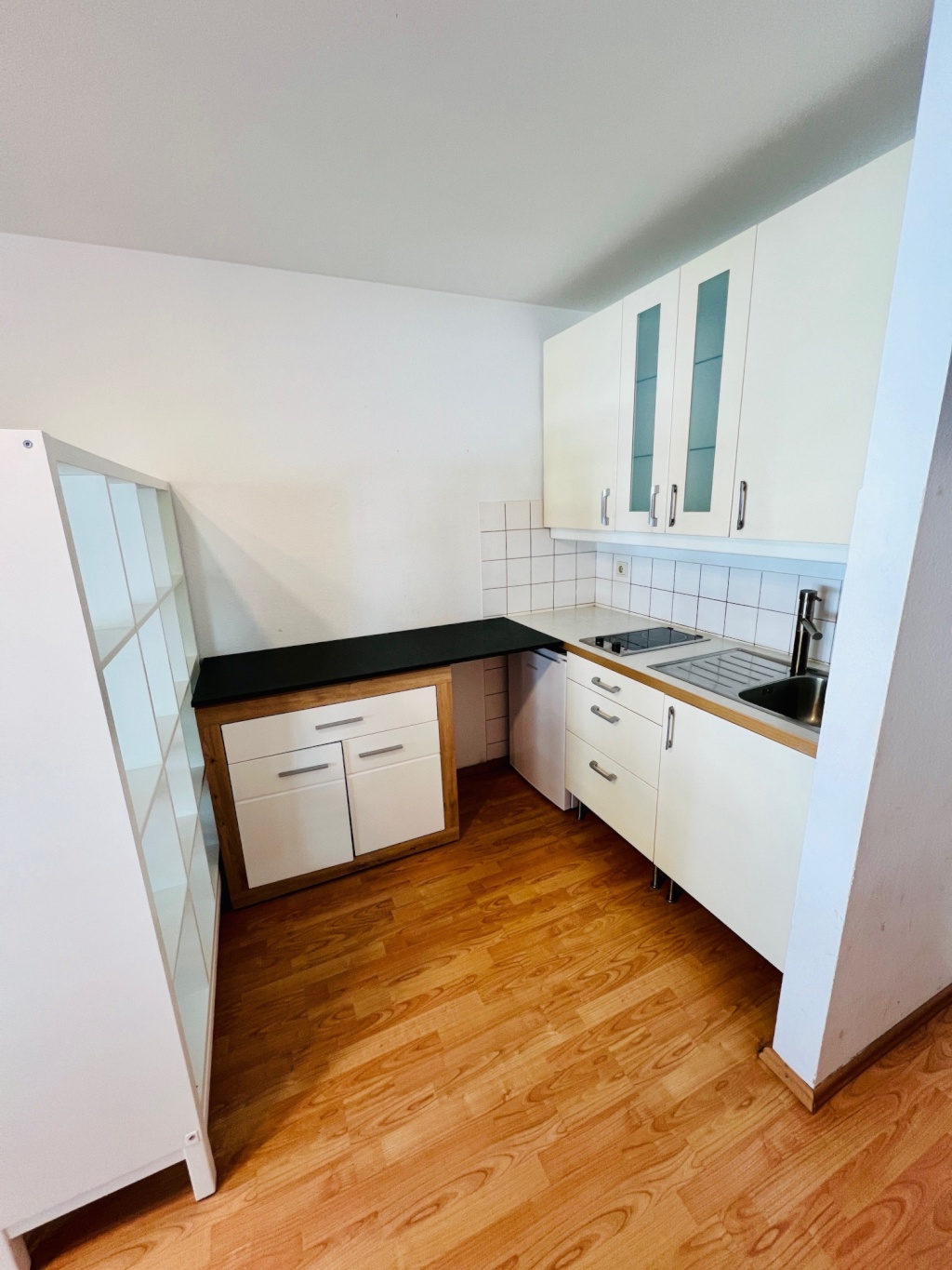 Helles 1-Zimmer Appartement mit Balkon, privatem PKW-Stellplatz in zentraler Lage. Ideal für Studenten! – 68165 Mannheim Schwetzingerstadt – Vorschaubild 3