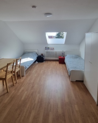 Ad image: Furnished single room in quiet WG in Heßdorf bei Erlangen, double room possible // Rental in a furnitured room single or double bed room