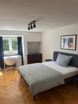 Anzeigenbild: URBANELITE.COM // Keine Kaution! (keine Absicherung) // All inklusive eingerichtetes Luxuszimmer in Köln-Deutz // 1-minütigen Spaziergang von der Straßenbahnhaltestelle entfernt!