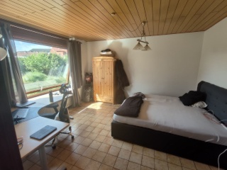 Anzeigenbild: WG-Zimmer im Haus mit Privat-Bad  Einzug ab 1.7.2025
