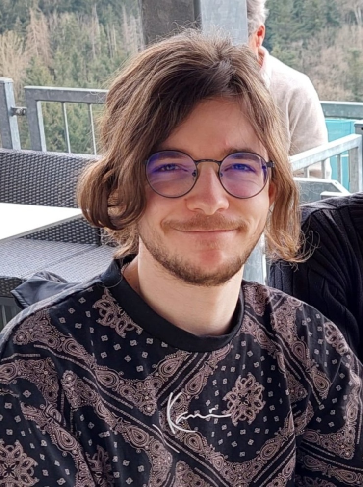 Anzeigenbild: Angehender Azubi sucht nette WG in Wuppertal