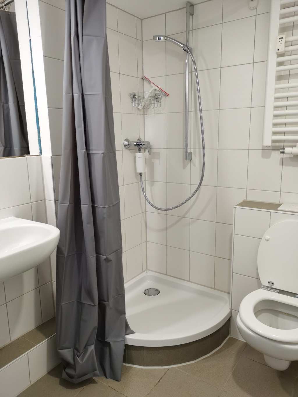 1 Zimmer Einzelwohnung im Campus der TU Dresden - internationales Haus 1 Room single Apartment in the Campus of TU Dresden - international house – Bergstraße 72, 1069 Dresden Südvorstadt – Vorschaubild 7