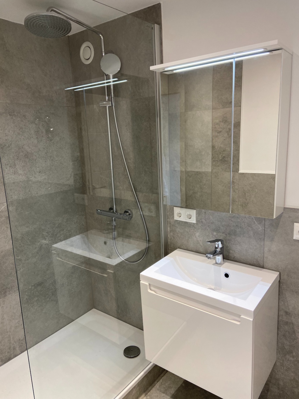 WG-Zimmer Ramersdorf-Perlach Stemplingeranger 9 - Badezimmer