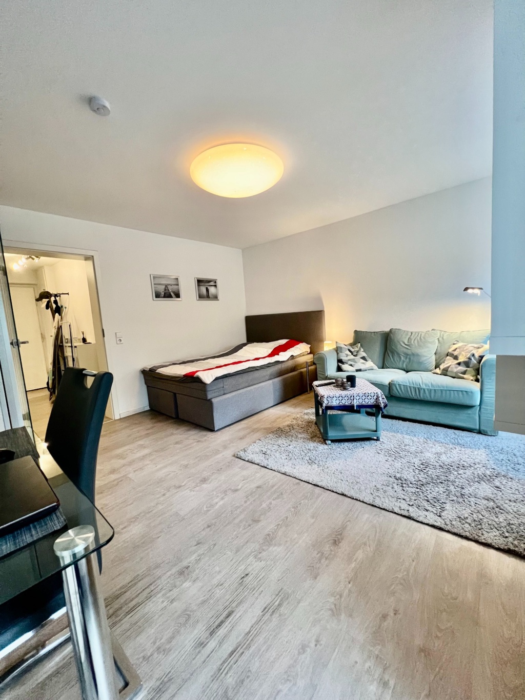 Modernes 1-Zimmer-Apartment mit Balkon und Gartenmitbenutzung in ruhiger Wohngegend in Stuttgart-Nord – All-In