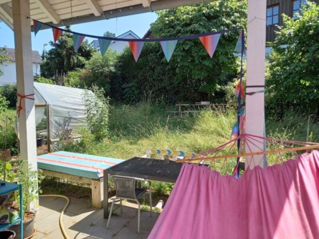 WG-Zimmer Oberpreuschwitz Arnoldtsraße - Garten im Sommer