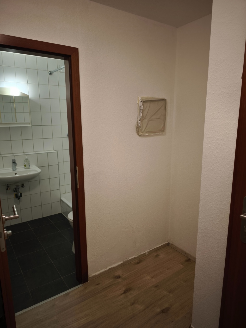 Gemütliche 1-Zimmer-Wohnung mit Pantryküche in Uni nähe – Hafenstrstraße 30, 68159 Mannheim Jungbusch – Vorschaubild 7