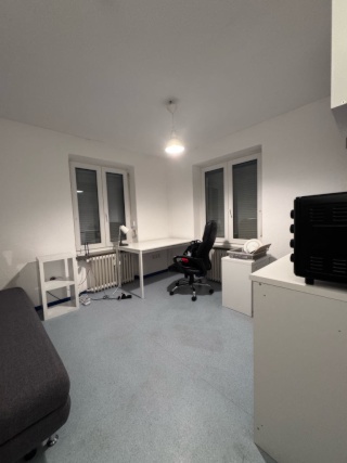 Anzeigenbild: WHU Möbilierte Wohnung ab 1. Juni