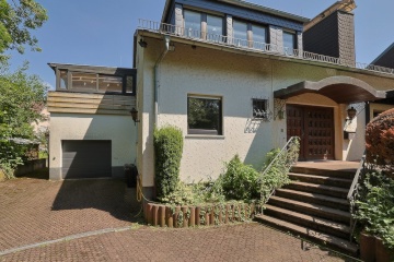 Anzeigenbild: Vollausgestattetes WG Zimmer in WG in Friedrichsdorf - inkl. Internet, Geschirr, Fernseher etc.