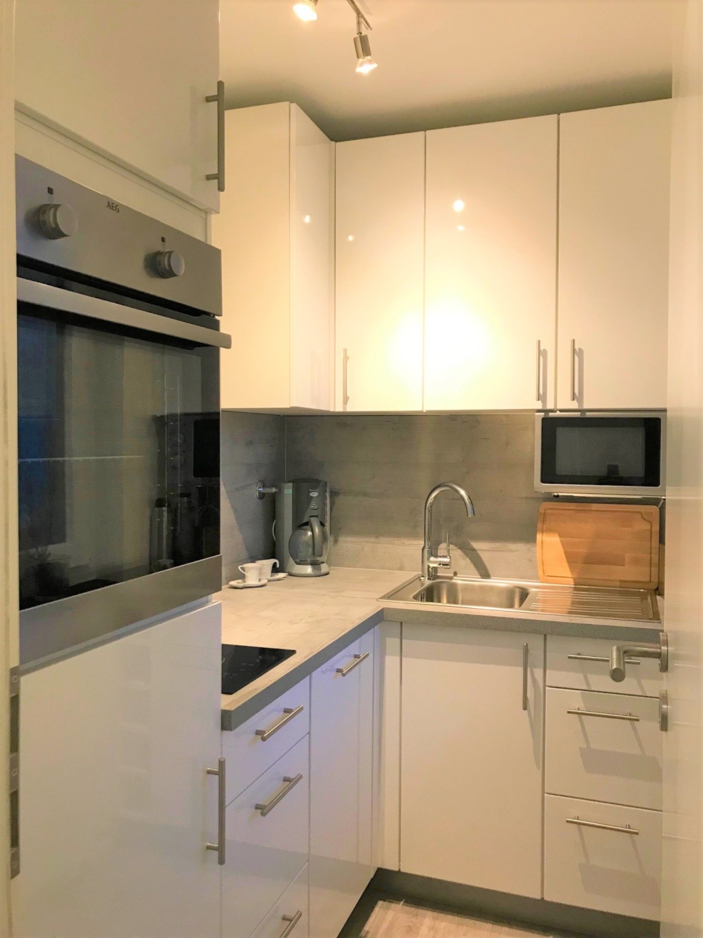 Modernes 1-Zimmer-Apartment mit Balkon und Gartenmitbenutzung in ruhiger Wohngegend in Stuttgart-Nord – All-In – Lenzhalde, 70192 Stuttgart Nord – Vorschaubild 8