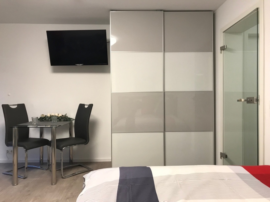 Modernes 1-Zimmer-Apartment mit Balkon und Gartenmitbenutzung in ruhiger Wohngegend in Stuttgart-Nord – All-In – Lenzhalde, 70192 Stuttgart Nord – Vorschaubild 7
