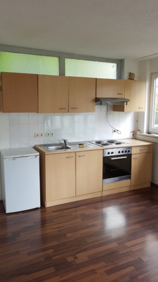 Anzeigenbild: Große 2 Zimmerwohnung