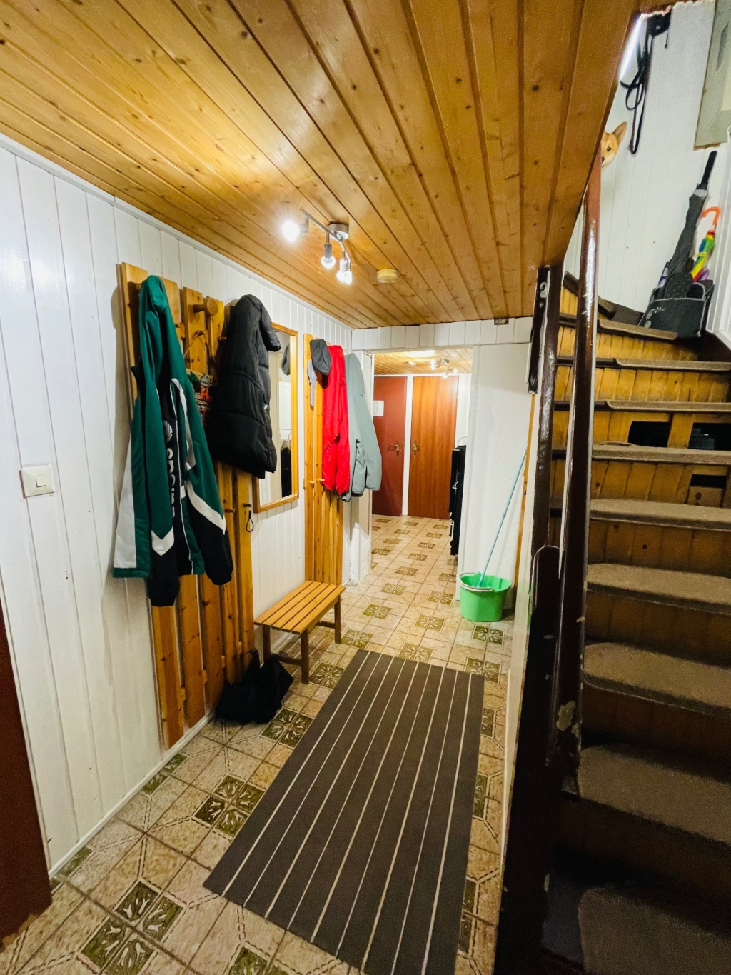 Souterrain Zimmer mit separater Küche und Badezimmer – Mustermann str 1, 51143 Köln Porz – Vorschaubild 2