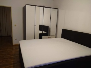 Apartment Sharing : For 1 Person (Sharing between 2 people, seperate rooms )