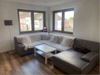 Anzeigenbild: Ab 01.06 VOLLMÖBLIERTE  große 2 Zimmer Wohnung(75qm)