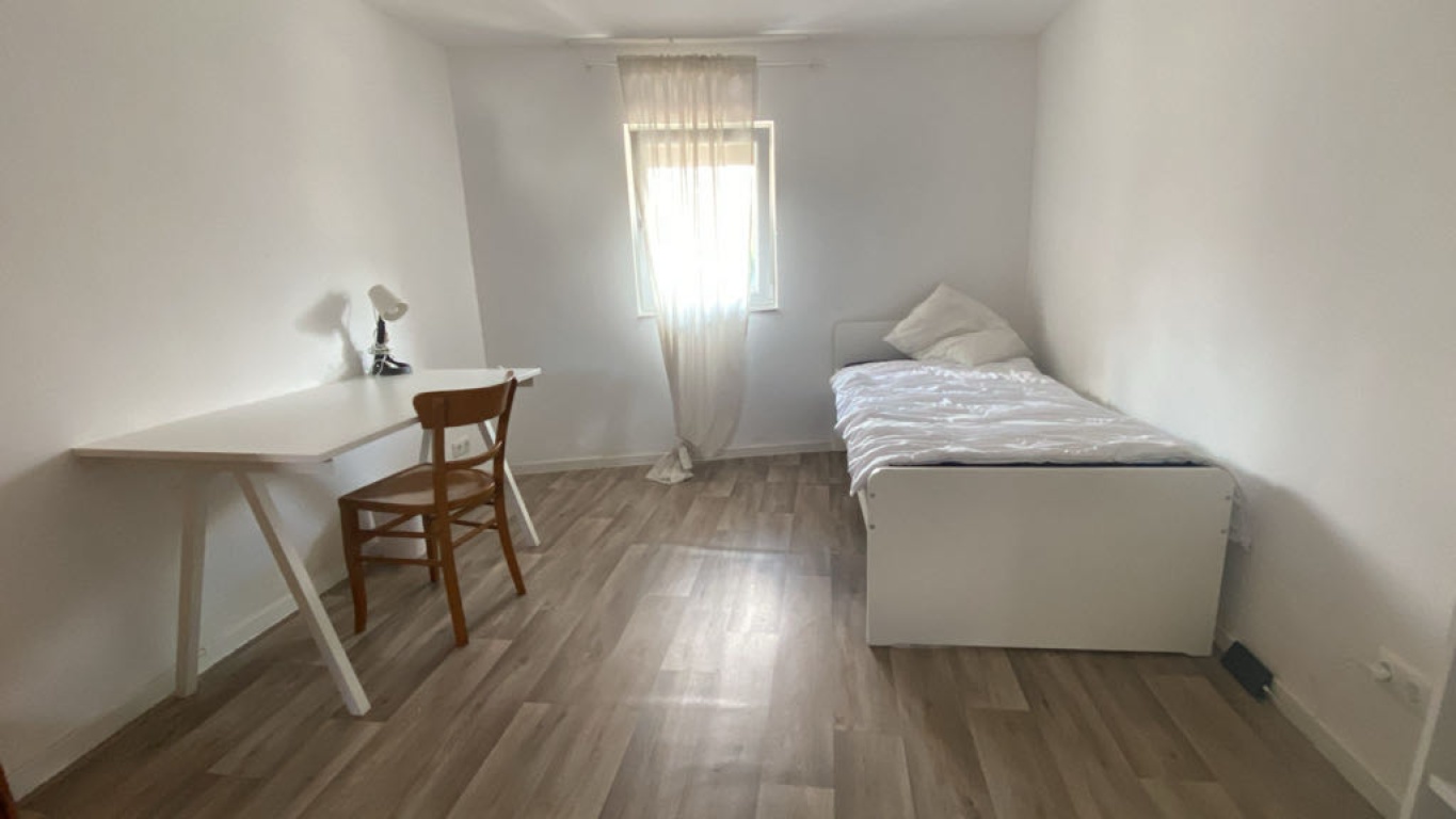 WG-Zimmer Pattern Kreuzstraße - Bild 1