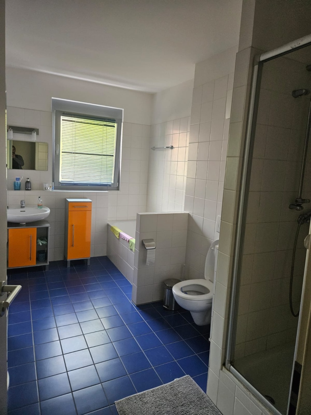 WG-Zimmer Innenstadt-West Edelbergstraße 37c - Bathroom