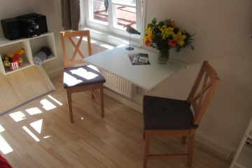 Ad image: Top location! Furnished studio-apartm.,near university,parking is optional
