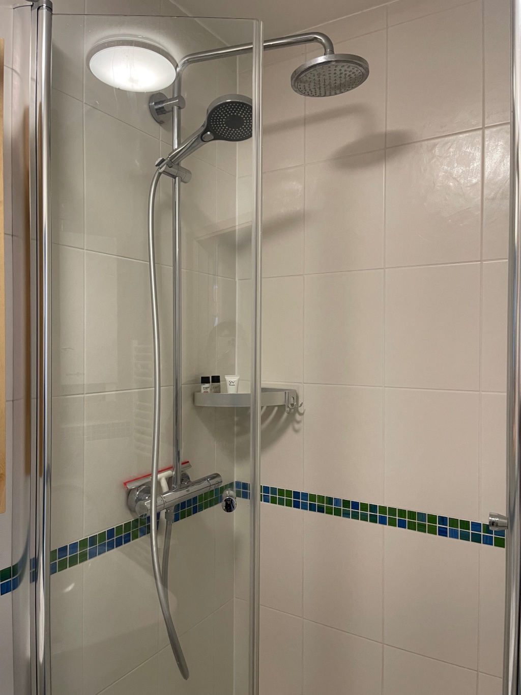 Schöne 2-Zimmer Wohnung in zentraler Lage zur Zwischenmiete vom 01. Sept. bis 30. Okt.2026 – Westerstraße, 28199 Bremen Alte Neustadt – Vorschaubild 7