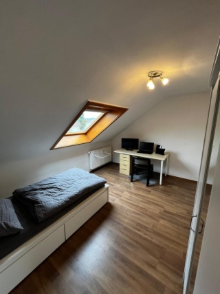 Anzeigenbild: 2er-WG-Zimmer in Obrigheim, Zimmer 1