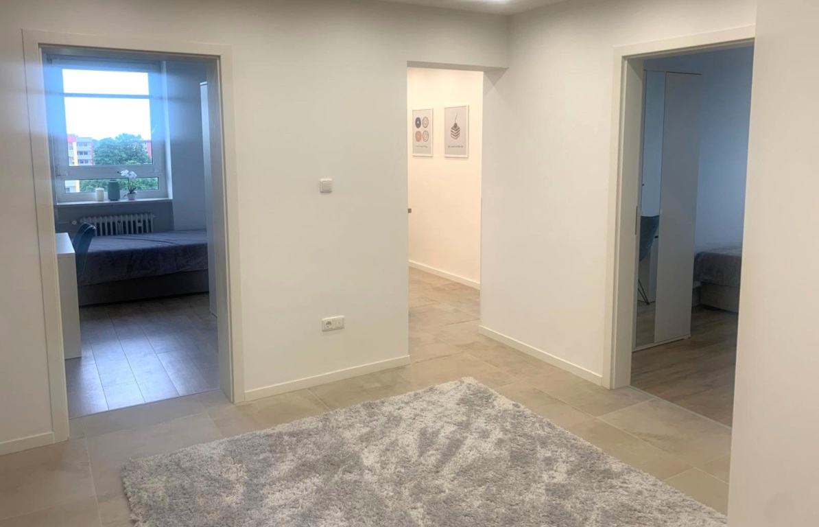 WG-Zimmer Aubing-Lochhausen-Langwied Wiesentfelser Straße 74 - Eingangsbereich