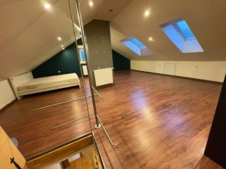 Imagen del anuncio: Gran sala de GT en la planta superior