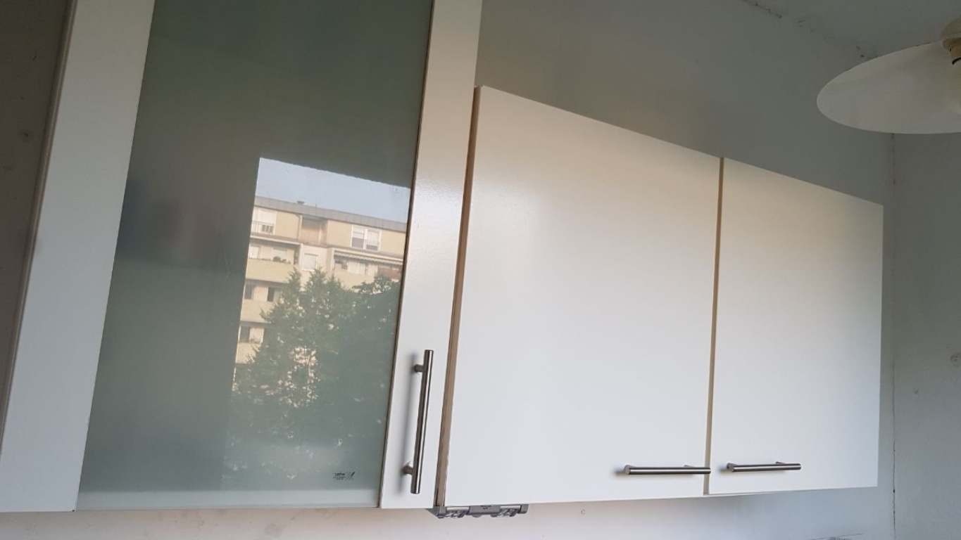 Ein Zimmer möblierte Wohnung mit Bad und Küche in ruhiger und ruhiger Lage One room furnished apartment with bathroom and Kitchen in quiet and calm place – Karl Laux Str. 56, 1219 Dresden Leubnitz-Neuostra – Vorschaubild 15