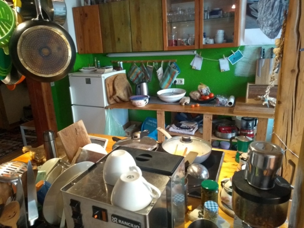 WG-Zimmer Schleußig Holbeinstraße 27 - Küche