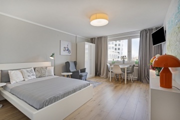 Imagen del anuncio: Exclusivo apartamento de 1,5 dormitorios con vista al Rin en el puerto, amueblado