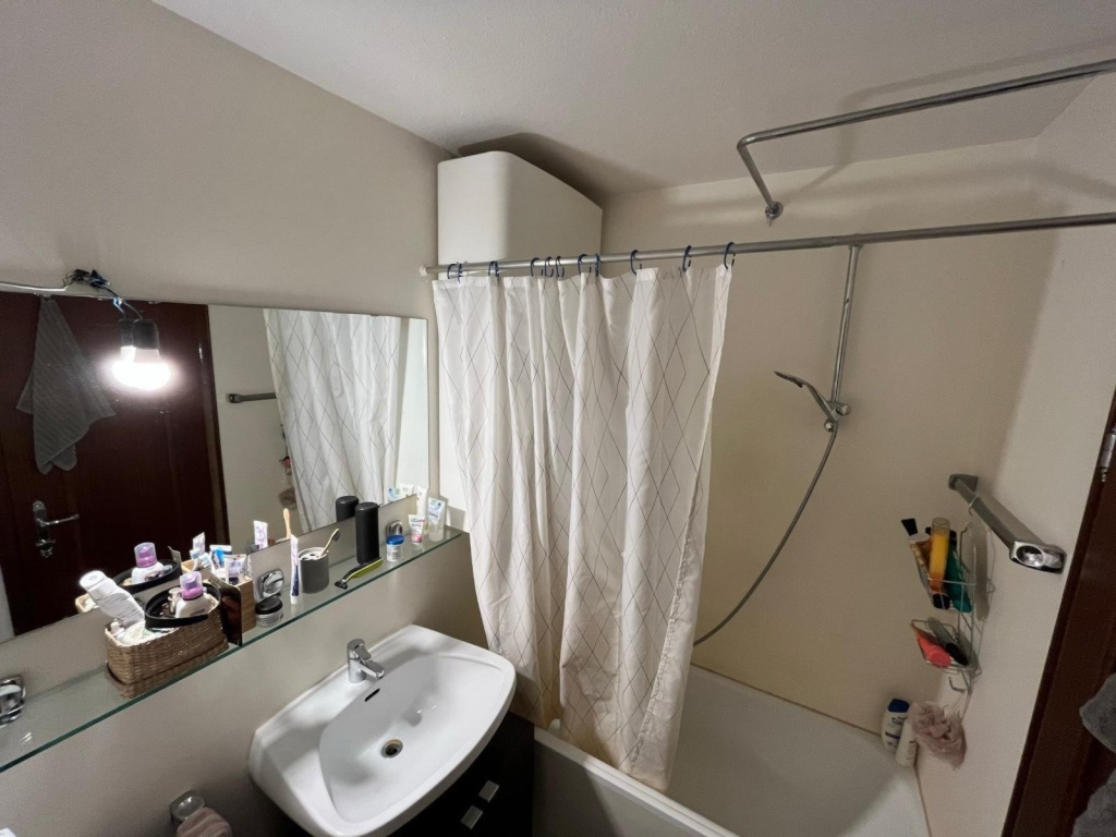 Flatshare Parsch Borromäumstraße 8 - Bad mit 2 Waschbecken