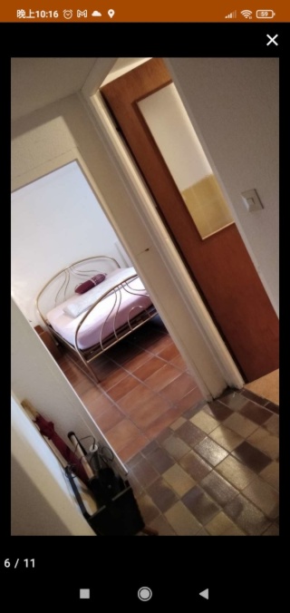 Anzeigenbild: WG - ein möbilirte große Zimmer von einem Haus zu vermieten mit garten