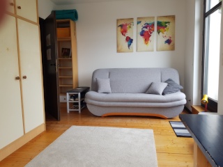 Anzeigenbild: Möbliertes Zimmer an Studierende oder Auszubildende zu vermieten