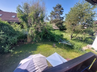 Anzeigenbild: Wohnen wie im Baumhaus - Nette Nichtraucher-WG in zentraler Lage in Prien am Chiemsee hat noch 1 Zimmer frei!