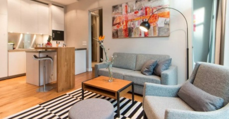 Stilvolle 1,5-Zimmer-Wohnung mit Terrasse — photo 1
