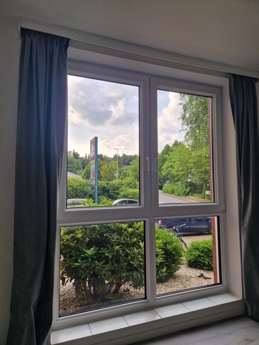 bis 08.10.: 2 Raum Wohnung Aachen möbliert nähe Klinikum Westpark m. TG Stellplatz August September Tiefgarage Weststrasse Welkenrather Strasse Untermiete – Weststrasse, 52074 Aachen Aachen – Vorschaubild 8