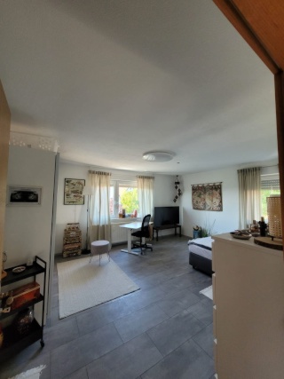 Anzeigenbild: 3 Zimmer Zentral Ruhige Lage