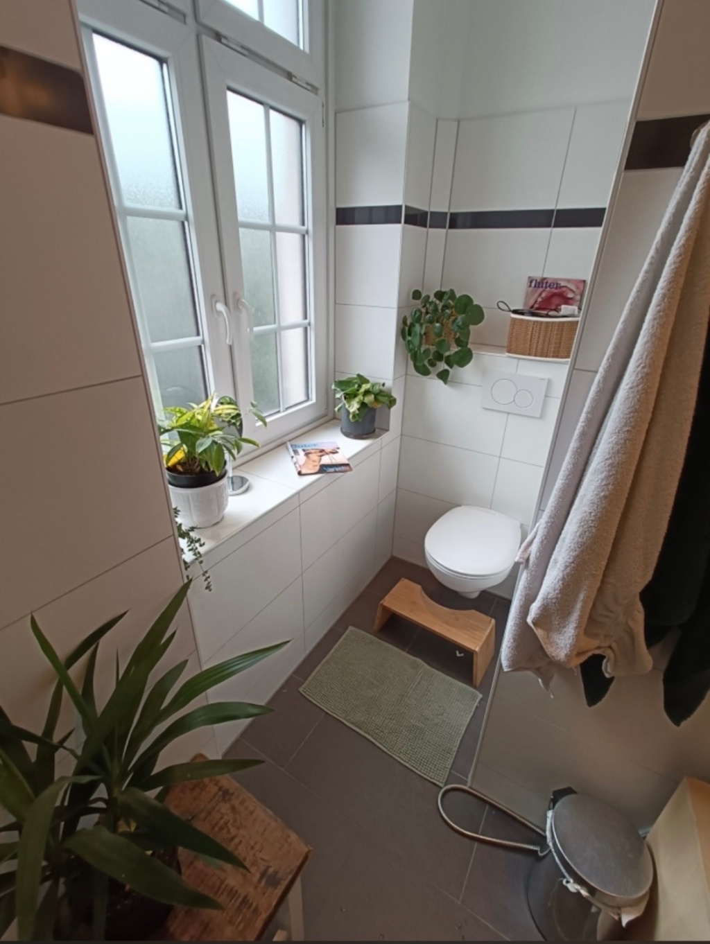 WG-Zimmer Nippes Neusser Str 177 - Bad