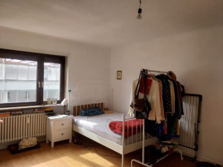 Ad image: Bright room in international "GIRLS-WG", close to the main train station and university, also for shorter periods, with furniture