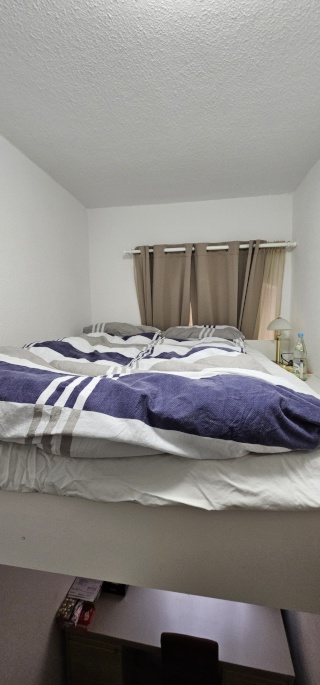 möbliertes Zimmer/ ideal für Studenten/Praktikanten