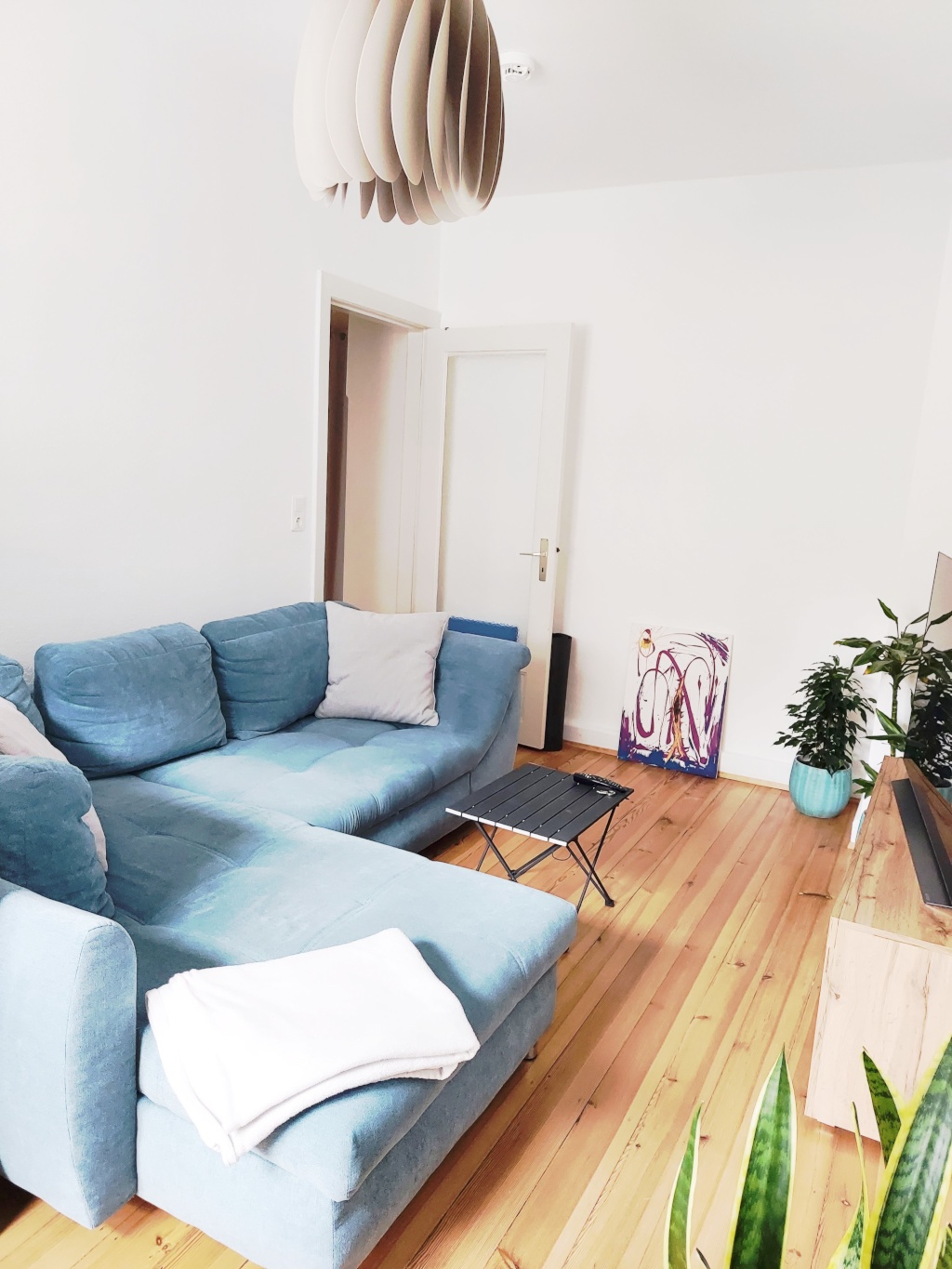 Möbliert & zentral: 2-Zimmer-Wohnung in Altona – Schützenstraße, 22761 Hamburg Bahrenfeld – Vorschaubild 2