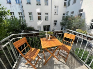 6.-9. Sept 2026 cozy&quiet 2 room zwischenmiete Ostkreuz balcony short term — photo 1