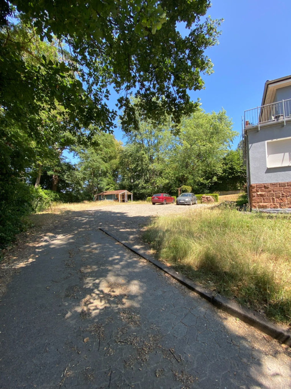 WG-Zimmer Kernstadt Großseelheimerstraße  1 - Privater Parkplatz